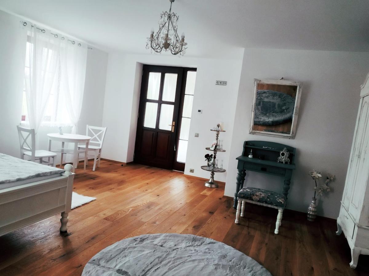 Vila Stary Mlyn Prosec pod Jestedem Экстерьер фото